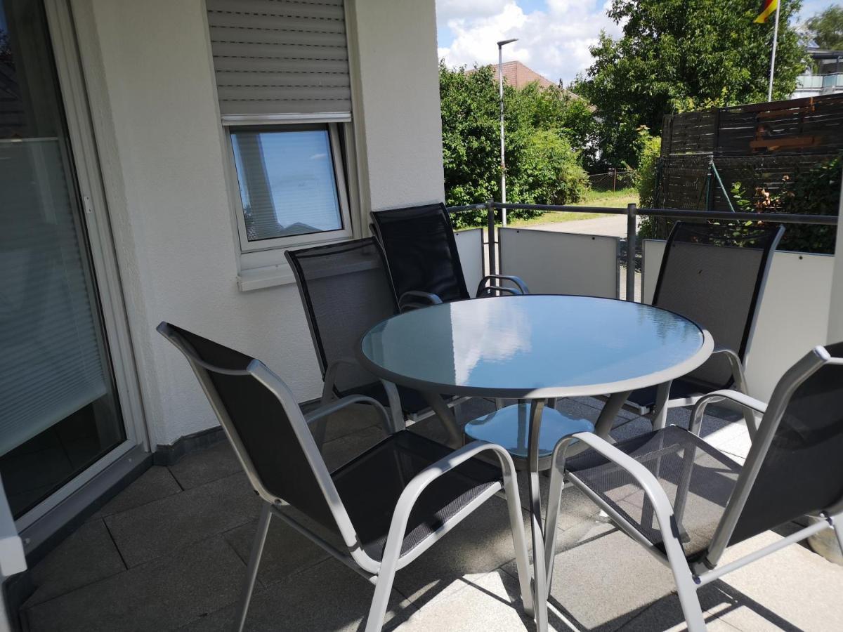 Familienfreundliche Ferienwohnung Mit Wohlfuehlbalkon Und Kostenlosem Parkplatz Nahe Messe Und Bodensee เมคเคนบอยเริน ภายนอก รูปภาพ